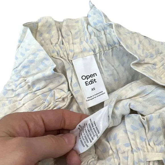 Open Edit Ivory Blue Lennox Print Paperbag Shorts XS - Picture 4 of 4